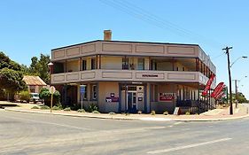 Pingelly Hotel
